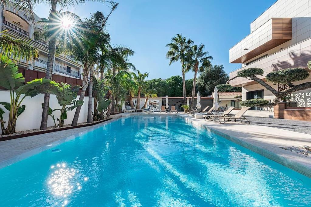 5 Stelle Piscina, Jacuzzi, Wifi - 2 Min Dal Mare Lejlighed Miami Playa Eksteriør billede